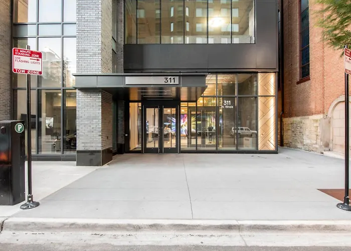Apartment River North 1br W Gym Pool Roof Nr Riverwalk Chi-818